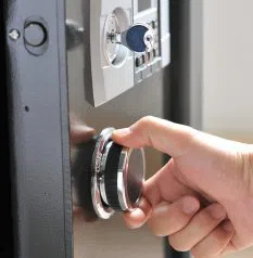 Capitol Locksmith Service Los Angeles, CA 310-819-3945 Capitol Locksmith Service Los Angeles, CA 310-819-3945 - locksmith-13