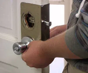Capitol Locksmith Service Los Angeles, CA 310-819-3945 Capitol Locksmith Service Los Angeles, CA 310-819-3945 - locksmith-12